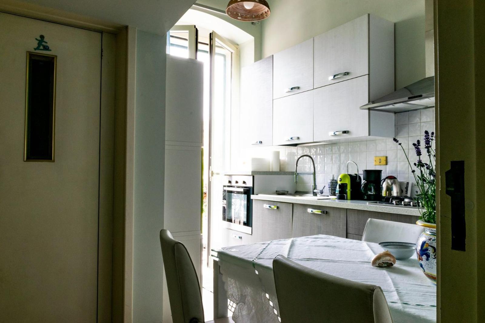 Palazzo Vaaz Apartment Мола ди Бари Екстериор снимка